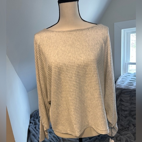 Velvet by Graham & Spencer Women's Pepper Boatneck Lux Rib‎ Sweater (A0057 B3) - Picture 3 of 9